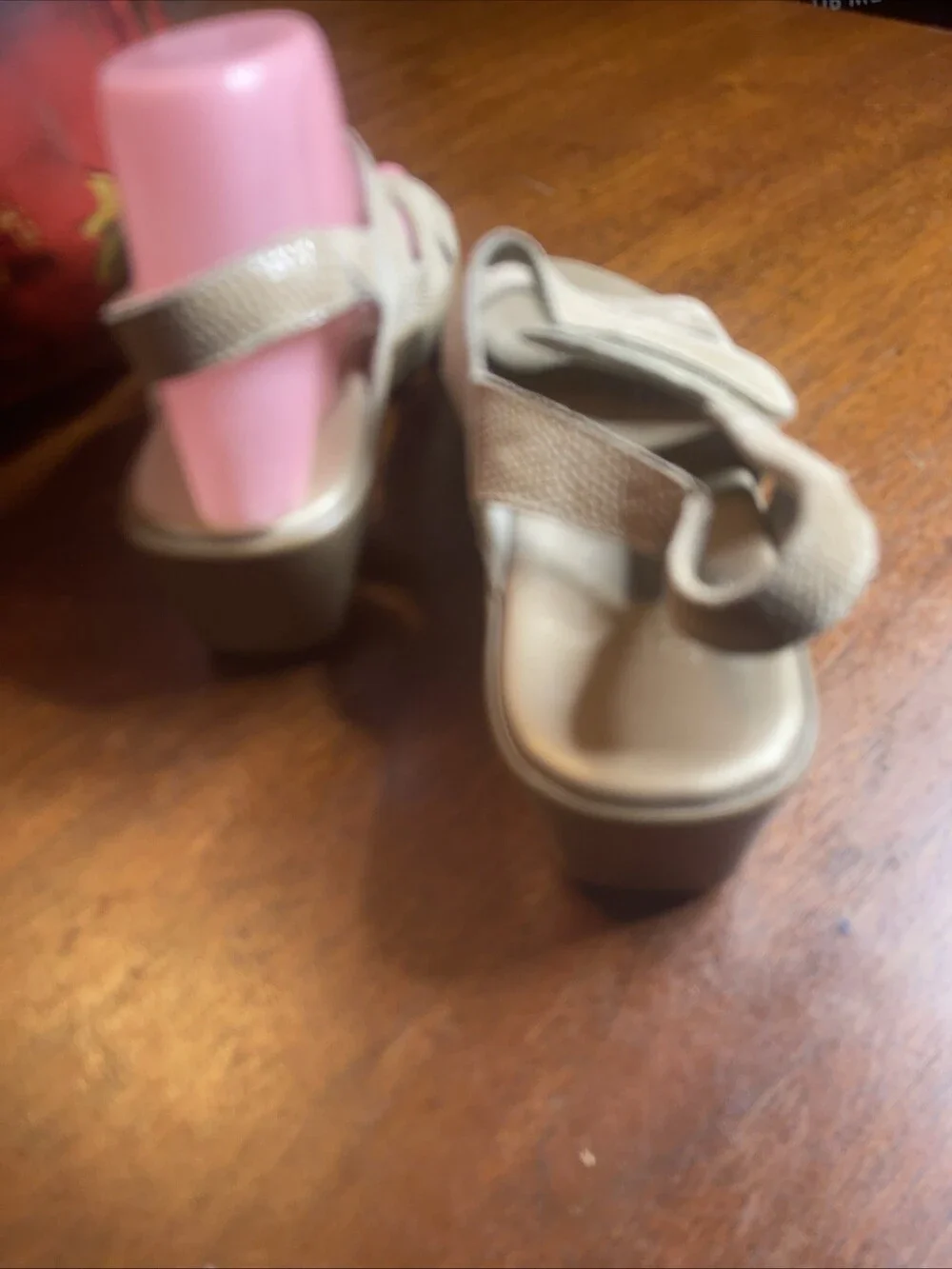 MUNRO American Beige Women’s Cross Strap Snake Print Leather Sandals Shoes 7.5SS